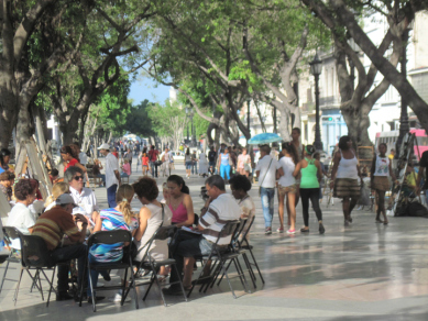 Richmond Regla Cuba Tour street scene Prado (Paseo de Marti), Havana 1213 courtesy Marilyn Langlois, web